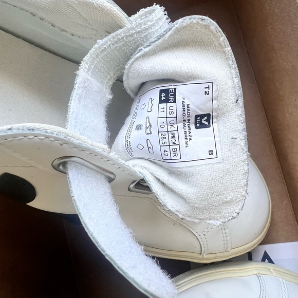 Veja sneakers - Picture 3 of 6